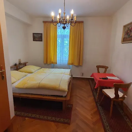 Stanglwirt Fruehstueckspension Penzion 3*