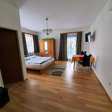 Värdshus Stanglwirt Fruehstueckspension 3*